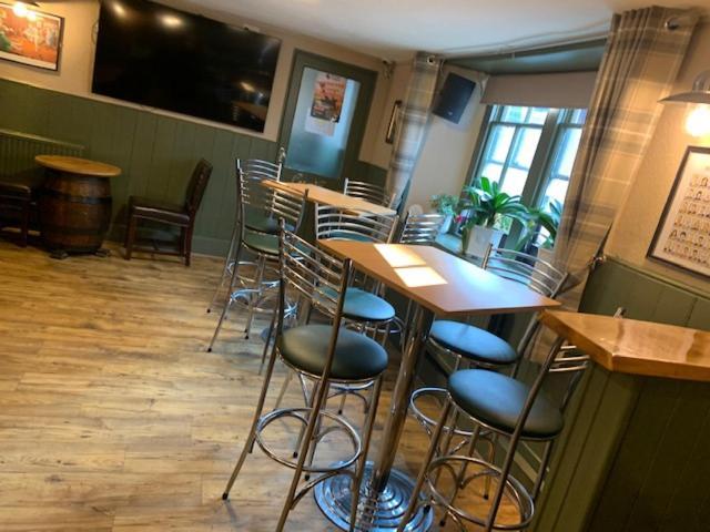 The Crown In Fordingbridge Exterior foto
